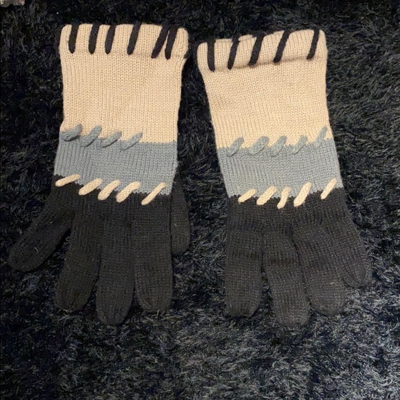 Hat, scarf & gloves set - Picture 2 of 5